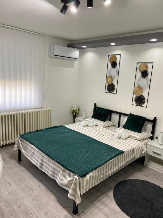Manirosi 5 Apartment Subotica Eksteriør billede