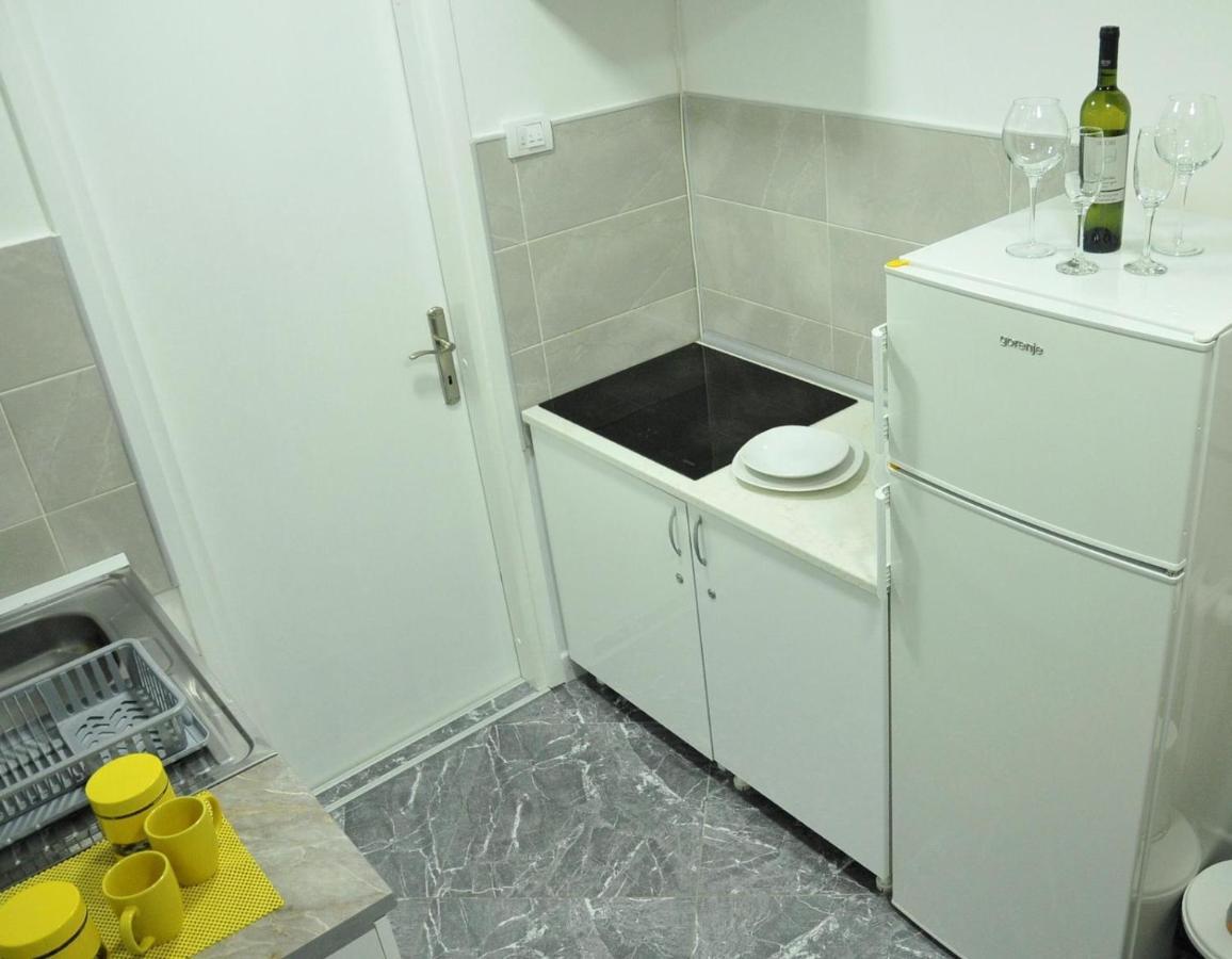 Manirosi 5 Apartment Subotica Eksteriør billede